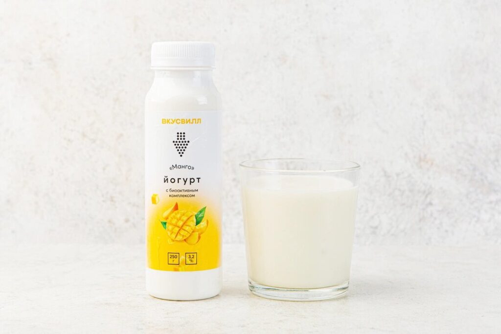 Йогурт питьевой «Манго» с биоактивным комплексом 3,2%